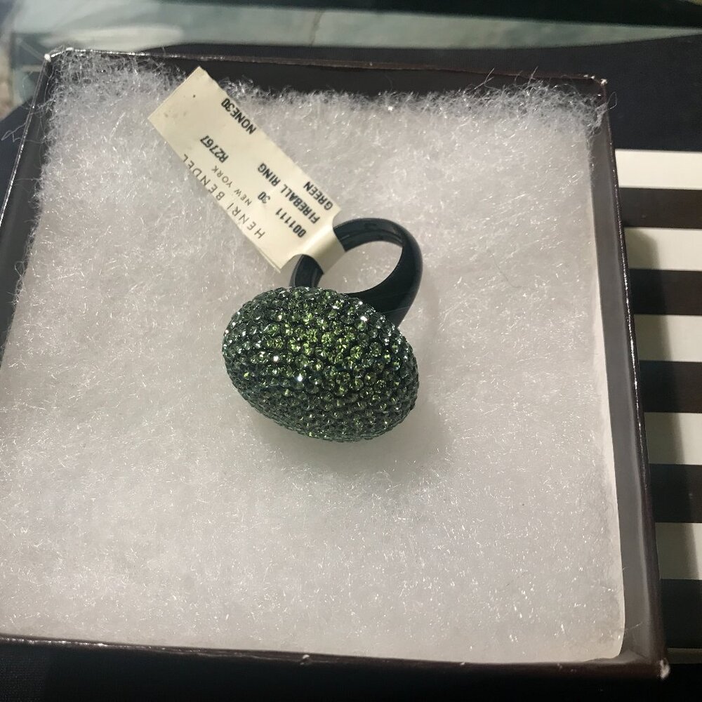 woman RING by Henry Bendel, New York. New. Vintage.
